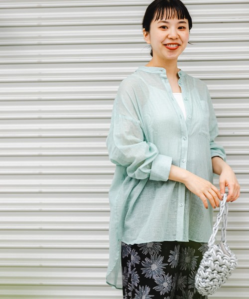 ITEMS URBANRESEARCH（アイテムズ アーバンリサーチ）の「コットンバンドカラーシャツ（シャツ/ブラウス・レディース・ミント/ブラウン/ライトベージュ・FREE）」の4枚目の写真