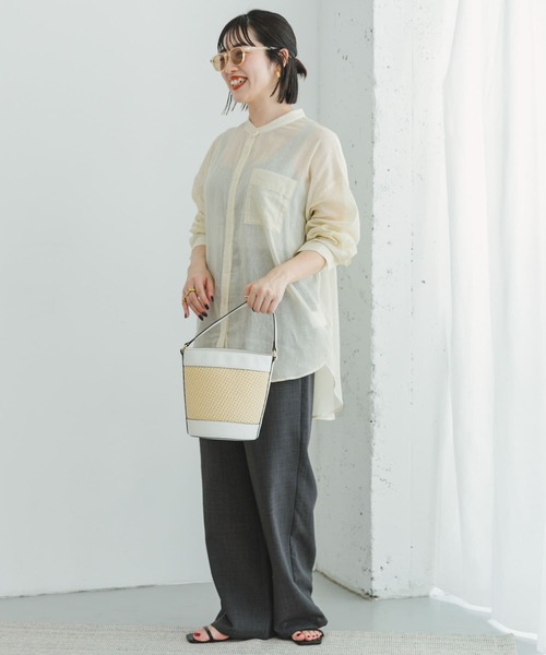 ITEMS URBANRESEARCH（アイテムズ アーバンリサーチ）の「コットンバンドカラーシャツ（シャツ/ブラウス・レディース・ミント/ブラウン/ライトベージュ・FREE）」の20枚目の写真