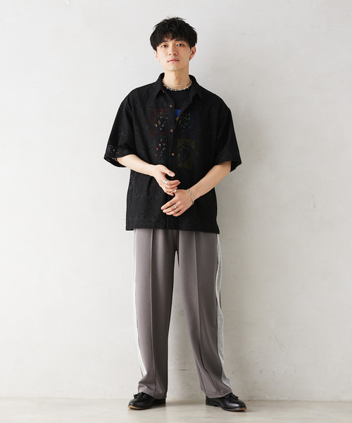 JOURNAL STANDARD relume（ジャーナルスタンダード　レリューム）の「アラベスクレース ウェーブレギュラーカラー半袖シャツ（シャツ/ブラウス・メンズ・ライトグリーン/ブラック/ブラウン系その他・MEDIUM/LARGE）」の7枚目の写真