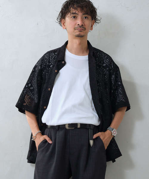 JOURNAL STANDARD relume（ジャーナルスタンダード　レリューム）の「アラベスクレース ウェーブレギュラーカラー半袖シャツ（シャツ/ブラウス・メンズ・ライトグリーン/ブラック/ブラウン系その他・MEDIUM/LARGE）」の22枚目の写真