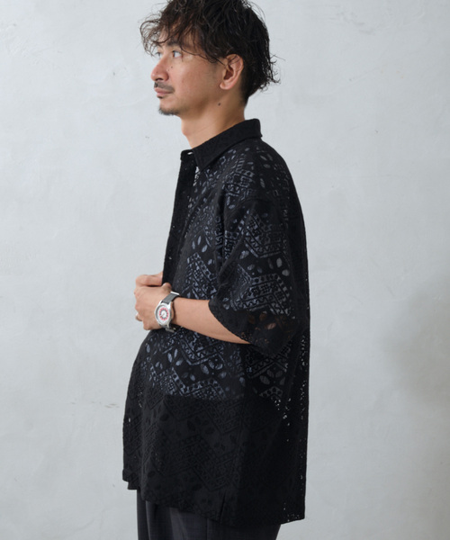 JOURNAL STANDARD relume（ジャーナルスタンダード　レリューム）の「アラベスクレース ウェーブレギュラーカラー半袖シャツ（シャツ/ブラウス・メンズ・ライトグリーン/ブラック/ブラウン系その他・MEDIUM/LARGE）」の18枚目の写真
