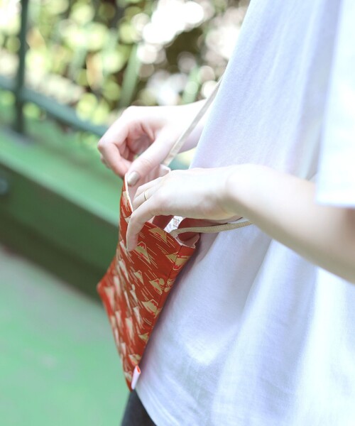 BEAMS JAPAN(ビームス ジャパン)の「鳥居株式会社 × BEAMS JAPAN / 別注 富士山柄 ポシェット(ショルダーバッグ・メンズ・オレンジ/ライトブルー/ホワイト・ONE SIZE)」の17枚目の写真