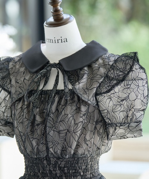 emiriawiz(エミリアウィズ)の「Shoulder frill lace one-piece(ワンピース・レディース・ホワイト/ブラック・SMALL/MEDIUM)」の3枚目の写真
