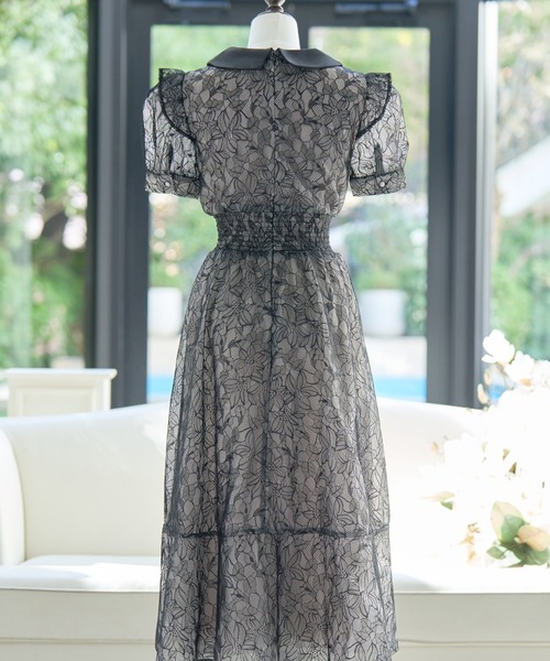emiriawiz(エミリアウィズ)の「Shoulder frill lace one-piece(ワンピース・レディース・ホワイト/ブラック・SMALL/MEDIUM)」の4枚目の写真