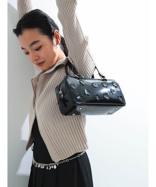 Ray BEAMS（レイビームス）の「Ray BEAMS / エナメル フラワー バッグ（トートバッグ・レディース・レッド/ブラック・ONE SIZE）」の5枚目の写真