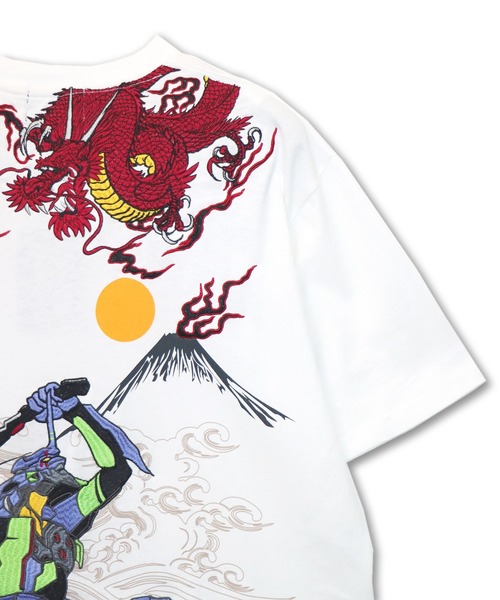 PANDIESTA（パンディエスタ）の「EVANGELION×錦 / ヱヴァンゲリヲン×ニシキ　初号機VS赤龍Tシャツ(M2)（Tシャツ/カットソー・メンズ・ホワイト/ブラック・M/L/XL/XXL）」の6枚目の写真