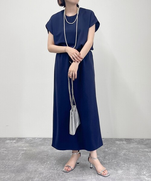 fredy emue（フレディエミュ）の「【セットアップ可能】カットジョーゼットフレンチ袖プルオーバー（Tシャツ/カットソー・レディース・ベージュ/ネイビー/ブラック・38）」の7枚目の写真