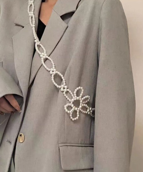 Achic(アシック)の「ハーネス斜めがけ ネックレス ベルト(ベルト・レディース・オフホワイト・F)」の3枚目の写真