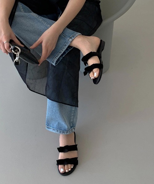 Vipoa（ヴィポア）の「ribbon flat sandal（サンダル・レディース・シルバー/ブラック・SMALL/MEDIUM/LARGE）」の9枚目の写真