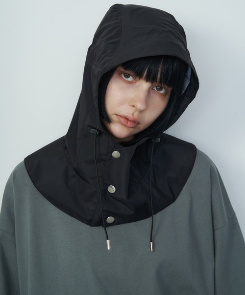 AIVER（アイバー）の「AIVER　3レイヤーフーディー（キャップ・メンズ・ナチュラル/ブラック・FREE）」の3枚目の写真