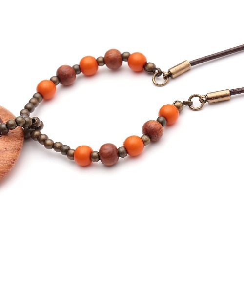 チチカカ(チチカカ)の「糸巻ウッドネックレス(ネックレス・レディース・ブラック/オレンジ/ブルー・FREE)」の12枚目の写真