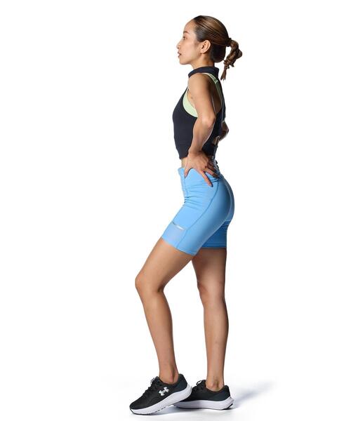 UNDER ARMOUR(アンダーアーマー)の「UAチャージド サージ4 ワイド(ランニング/レディース)(スニーカー・レディース・ブラック・26.0cm/24.5cm/24.0cm/23.5cm/25.0cm/22.5cm/23.0cm/25.5cm)」の7枚目の写真