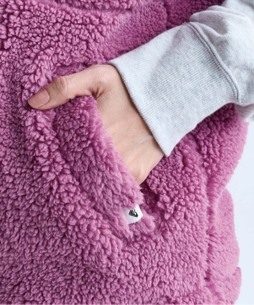 ROXY（ロキシー）の「BETTER THAN THE SUN/ロキシーモコモコボアベスト（ベスト・レディース・ピンク/ホワイト/ブラック/チャコールグレー/カモフラージュ・LARGE/MEDIUM/SMALL/X-LARGE）」の21枚目の写真