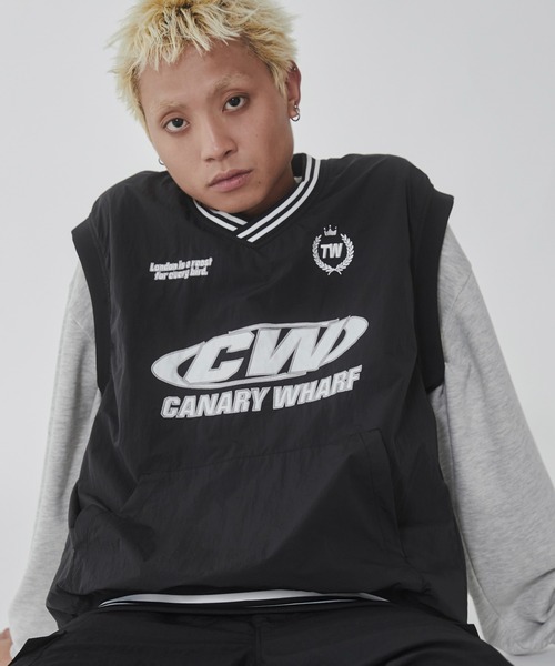 WEGO(ウィゴー)の「WEGO/ナイロンVネックベスト(ベスト・メンズ・グレー/ブラック・MEDIUM/LARGE)」の13枚目の写真