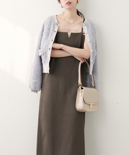 natural couture(ナチュラルクチュール)の「【WEB限定】キーネック圧縮ニットキャミワンピース(ワンピース・レディース・その他2/その他1/ブラウン/ブラック/サックスブルー・FREE)」の2枚目の写真