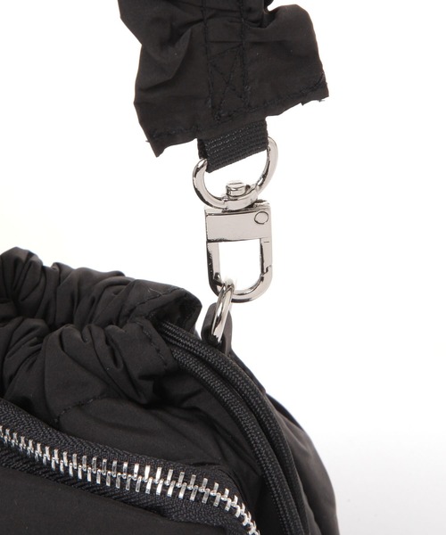 BAYFLOW（ベイフロー）の「フリル巾着ミニショルダー（ショルダーバッグ・レディース・シルバー/ブラック/カーキ・FREE）」の15枚目の写真