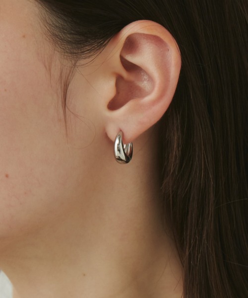 セール】【 金属アレルギー対応 】 ドロップフープピアス サージカル