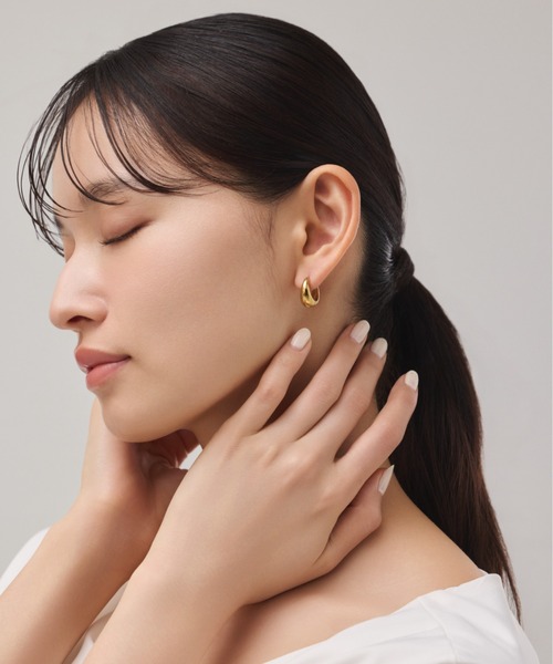 セール】【 金属アレルギー対応 】 ドロップフープピアス サージカル