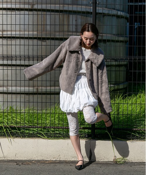 ad thie(アドティエ)の「ポインテッドトゥ フラットシューズ(パンプス・レディース・ゴールド/ブラック・LARGE/MEDIUM)」の11枚目の写真