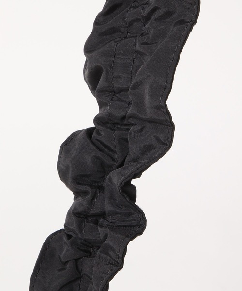 GLOBAL WORK（グローバルワーク）の「撥水クシュクシュショルダー/288534（ショルダーバッグ・キッズ・アイボリー/ブラック・ONE SIZE）」の10枚目の写真