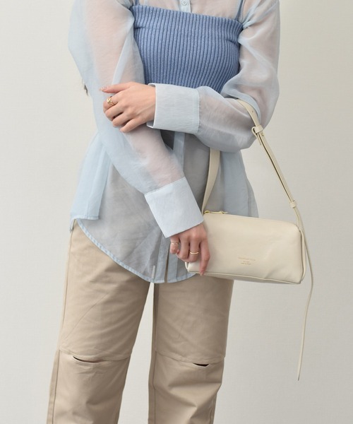 CHRISTIAN VILLA（クリスチャンヴィラ）の「【CHRISTIAN VILLA】レザーショルダーワイドバッグ(Q56447)（ショルダーバッグ・レディース・ベージュ/ブラック・ALL）」の8枚目の写真