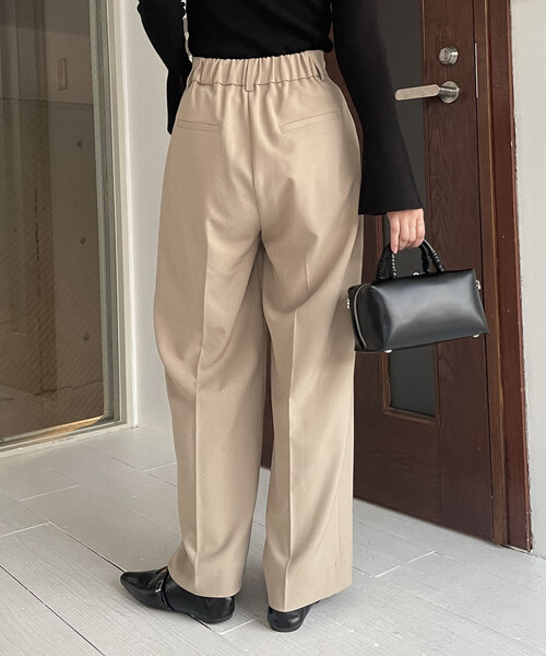 CAPRICIEUX LE'MAGE（カプリシューレマージュ）の「【低身長・高身長サイズあり】タックストレートパンツ（その他パンツ・レディース・ブラック/ホワイト系その他/ベージュ・36/38/PS/TM）」の18枚目の写真