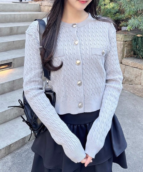 INGNI（イング）の「金ボタンケーブルニットカーディガン／A