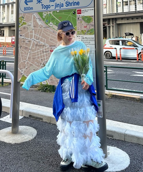 Alley Tokyo（アリートーキョー）の「シアーボーダーゆるロンT（Tシャツ/カットソー・レディース・ピンク/イエロー/ブラック/ブルー・FREE）」の11枚目の写真