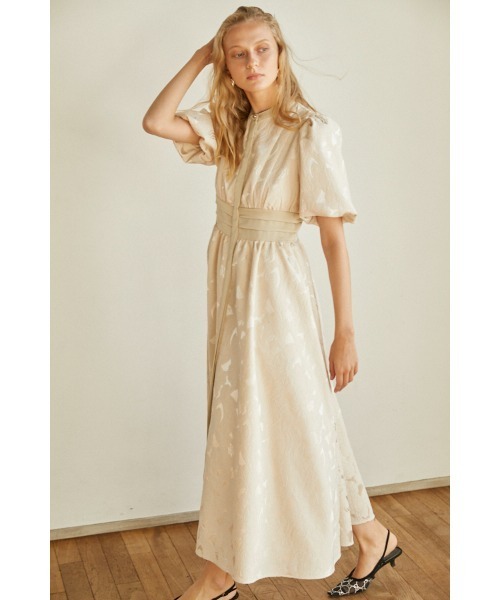 Estella.K(エステラケー)の「Sophie Jacquard Long Dress サテンジャガードドレス(ワンピース・レディース・ブラック/ライトベージュ・FREE)」の18枚目の写真