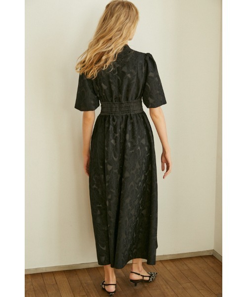 Estella.K(エステラケー)の「Sophie Jacquard Long Dress サテンジャガードドレス(ワンピース・レディース・ブラック/ライトベージュ・FREE)」の5枚目の写真
