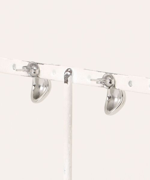 CIAOPANIC TYPY(チャオパニックティピー)の「【2025年S/S新作】lilステンレスドロップピアス(ピアス(両耳用)・レディース・シルバー/ゴールド・ONE SIZE)」の12枚目の写真