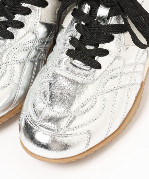 niko and...（ニコアンド）の「オリジナルフラップ付きスニーカー（スニーカー・レディース・ブラック/レオパード/シルバー/アイボリー/ピンク・SMALL/LARGE/MEDIUM）」の10枚目の写真