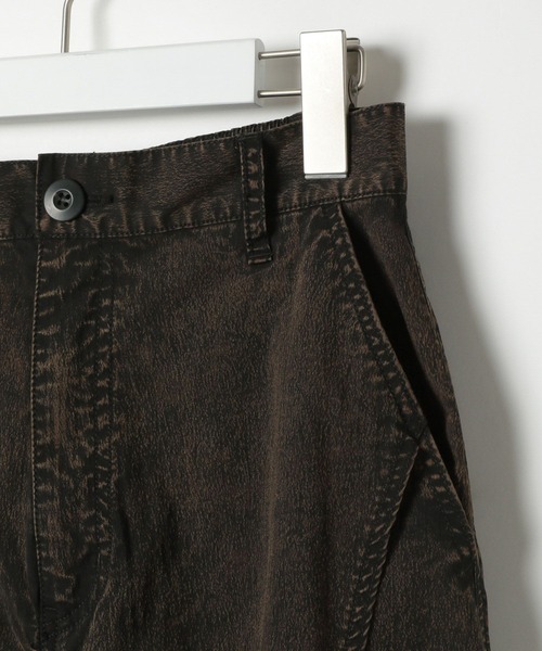 Anui（アニュイ）の「【UNISEX/2サイズ展開】ヴィンテージケミカルパンツ（その他パンツ・レディース・ブラック・MEDIUM/SMALL）」の4枚目の写真