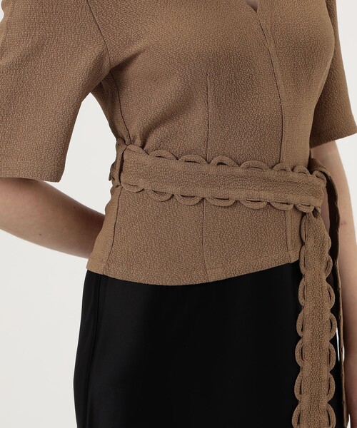 BY MALENE BIRGER(バイマレーネビルガー)の「BY MALENE BIRGER ULLAS ベルトブラウス(シャツ/ブラウス・レディース・ベージュ/ブラック・34)」の4枚目の写真