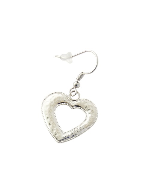 MILKFED.（ミルクフェド）の「HEART CHARMS EARRINGS（ピアス（両耳用）・レディース・シルバー・ONE SIZE）」の2枚目の写真