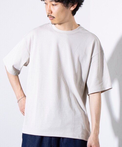GLOSTER（グロスター）の「【GLOSTER/グロスター】裾ドロスト 機能素材Tシャツ 無地T ショートスリーブ（Tシャツ/カットソー・メンズ・オフホワイト/チャコールグレー/グレー/サックスブルー/グレイッシュベージュ/ネイビー・M/L/XL）」の4枚目の写真
