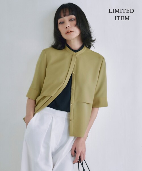 ICB(アイシービー)の「【WEB限定・接触冷感・UVケア・吸水速乾・防シワ・洗える】 ドレープツイル クロップドシャツ(シャツ/ブラウス・レディース・モスグリーン系/ブラック系/ダークブラウン系・2/0/4/6)」の6枚目の写真