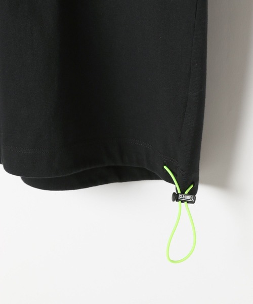 GEORGE'S(ジョージズ)の「エンブロイダリーTシャツ(Tシャツ/カットソー・メンズ・ホワイト/ブラック・MEDIUM/LARGE)」の16枚目の写真