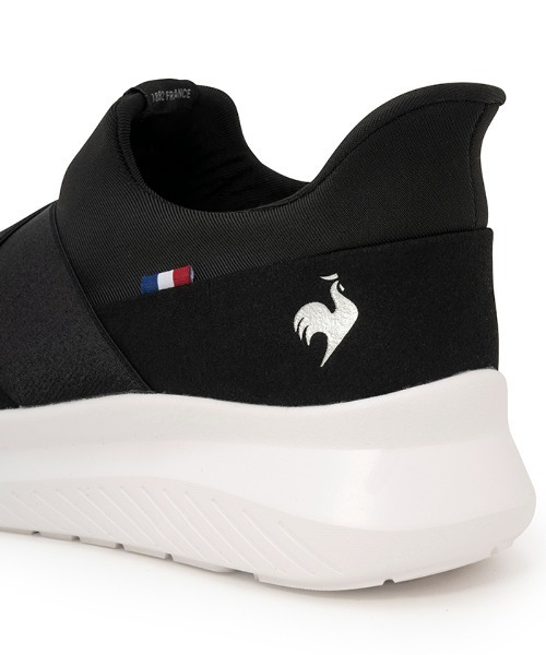le coq sportif（ルコックスポルティフ）の「LCS マルヌ ダブルベルトスリッポン SI(さっと履ける/軽量/消臭)（スニーカー・レディース・ベージュ系その他/グレー×ホワイト/ブラック×ホワイト・23.5cm/24.5cm/23.0cm/24.0cm/25.0cm/22.5cm）」の18枚目の写真
