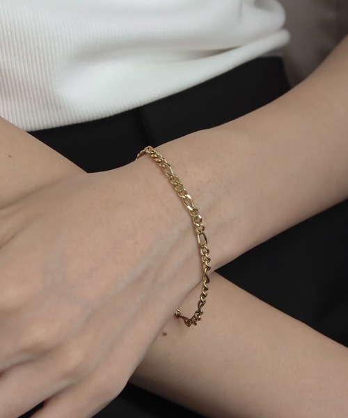 abaskdesign（アバスクデザイン）の「金属アレルギー対応 フィガロチェーンブレスレット（ブレスレット・レディース・シルバー系その他2/シルバー/ゴールド系その他/ゴールド/シルバー系その他/ゴールド系その他2・SMALL/MEDIUM）」の5枚目の写真
