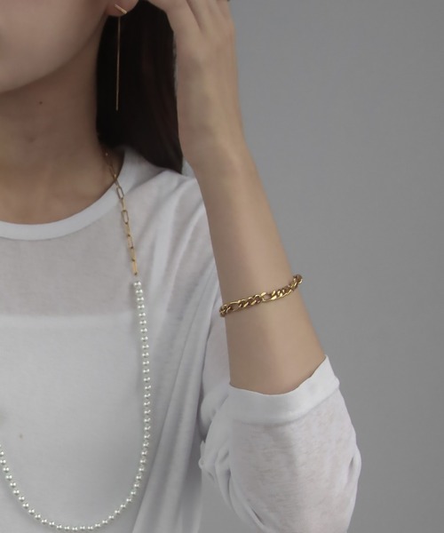 abaskdesign（アバスクデザイン）の「金属アレルギー対応 フィガロチェーンブレスレット（ブレスレット・レディース・シルバー系その他2/シルバー/ゴールド系その他/ゴールド/シルバー系その他/ゴールド系その他2・SMALL/MEDIUM）」の6枚目の写真