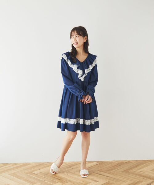 Areeam(アリーム)の「ダンガリーレースワンピース(ワンピース・レディース・ブルー・FREE)」の7枚目の写真