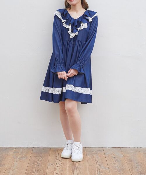 Areeam(アリーム)の「ダンガリーレースワンピース(ワンピース・レディース・ブルー・FREE)」の15枚目の写真