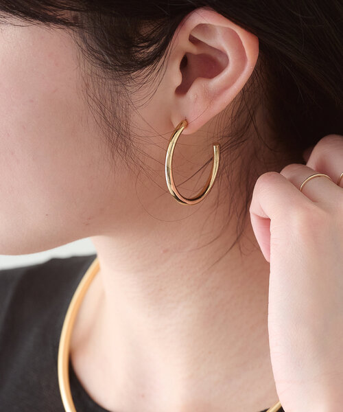 【Diadème d'or】 ハンドメイド 両耳 ピアス DNA Ⅱモチーフピアス（ピアス（両耳用））｜gargle（ガーグル