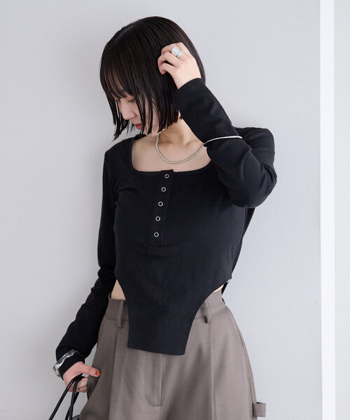 mystic(ミスティック)の「配色スクエアカットソー(Tシャツ/カットソー・レディース・アイボリー/ブルー/ブラック・FREE)」の16枚目の写真