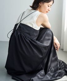 マキシワンピ マキシワンピース ストラップレス」に該当する