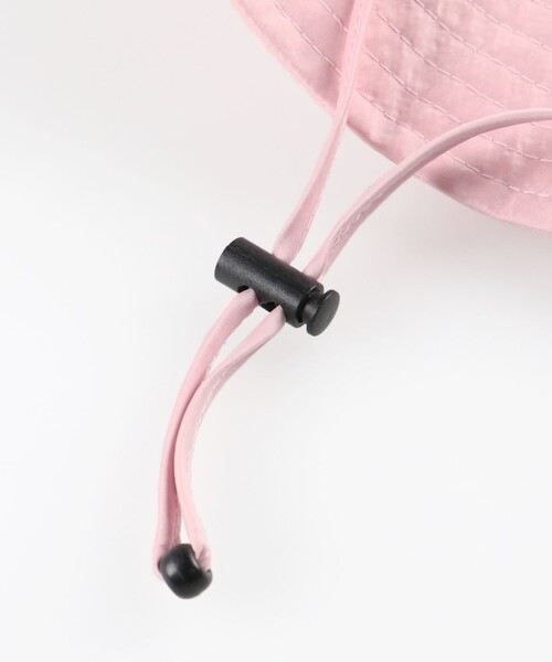 BRANSHES(ブランシェス)の「【接触冷感】フローズンメッシュネックカバー付きハット(ハット・キッズ・カーキオリーブ/ラベンダー・52cm/50cm/54cm/56cm)」の3枚目の写真