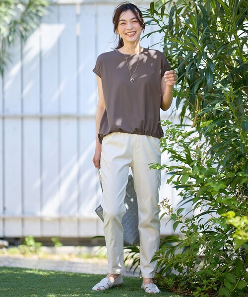 ANY(エニィ)の「シルケットスムースドロストTシャツ(Tシャツ/カットソー・レディース・ホワイト系/ブラック系/ダークブラウン系・4)」の19枚目の写真