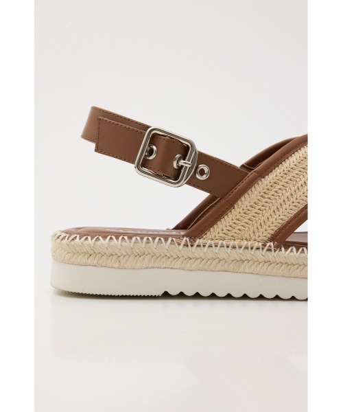 STACCATO(スタッカート)の「アランクロスプラットフォームサンダル(サンダル・レディース・ブラウン/ブラック・22.5cm/23.0cm/23.5cm/24.0cm/24.5cm)」の3枚目の写真