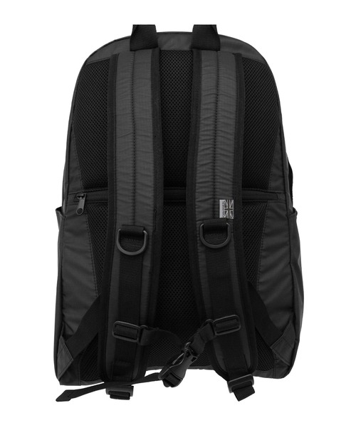 MICHAEL LINNELL（マイケル リンネル）の「【MICHAEL LINNELL/マイケルリンネル】Backpack　軽量　撥水　ワンポイントブランドロゴ　リフレクター　バックパック（バックパック/リュック・メンズ・ブラック・FREE）」の8枚目の写真